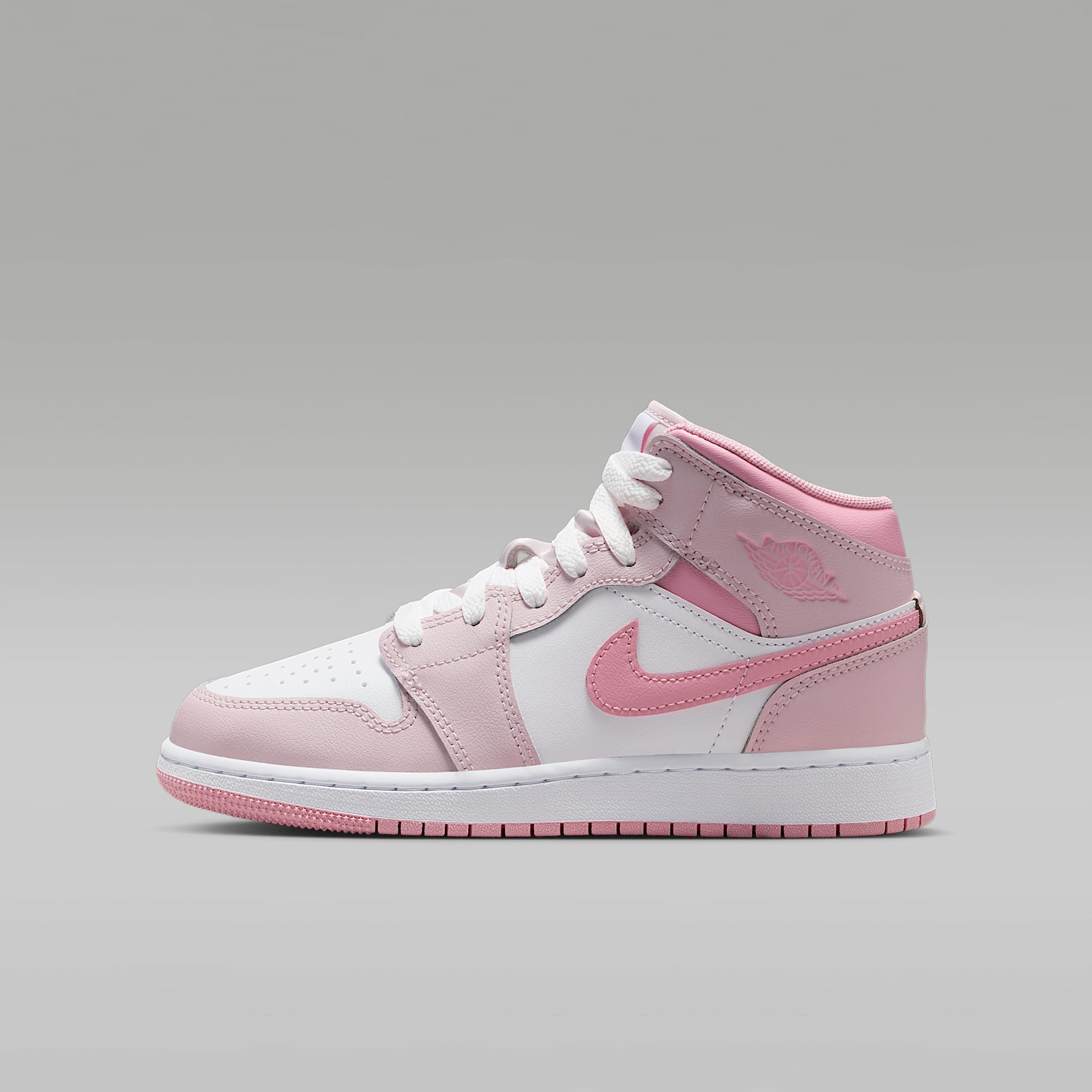 Nike Air Jordan 1 ピンク/ホワイト Air Jordan 1 Mid Big Kids' Shoes. Nike.com